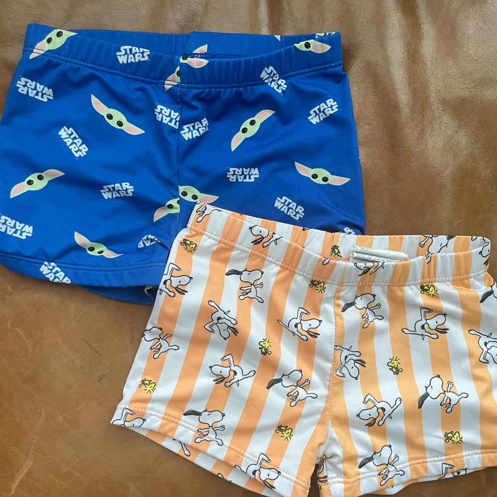 Kids swim trunks set